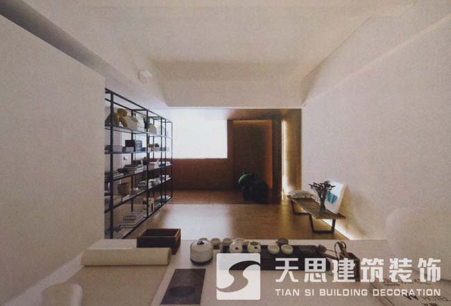 <a href=http://www.tqfc.com.cn/ target=_blank class=infotextkey>合肥辦公室裝修</a>側(cè)面書架